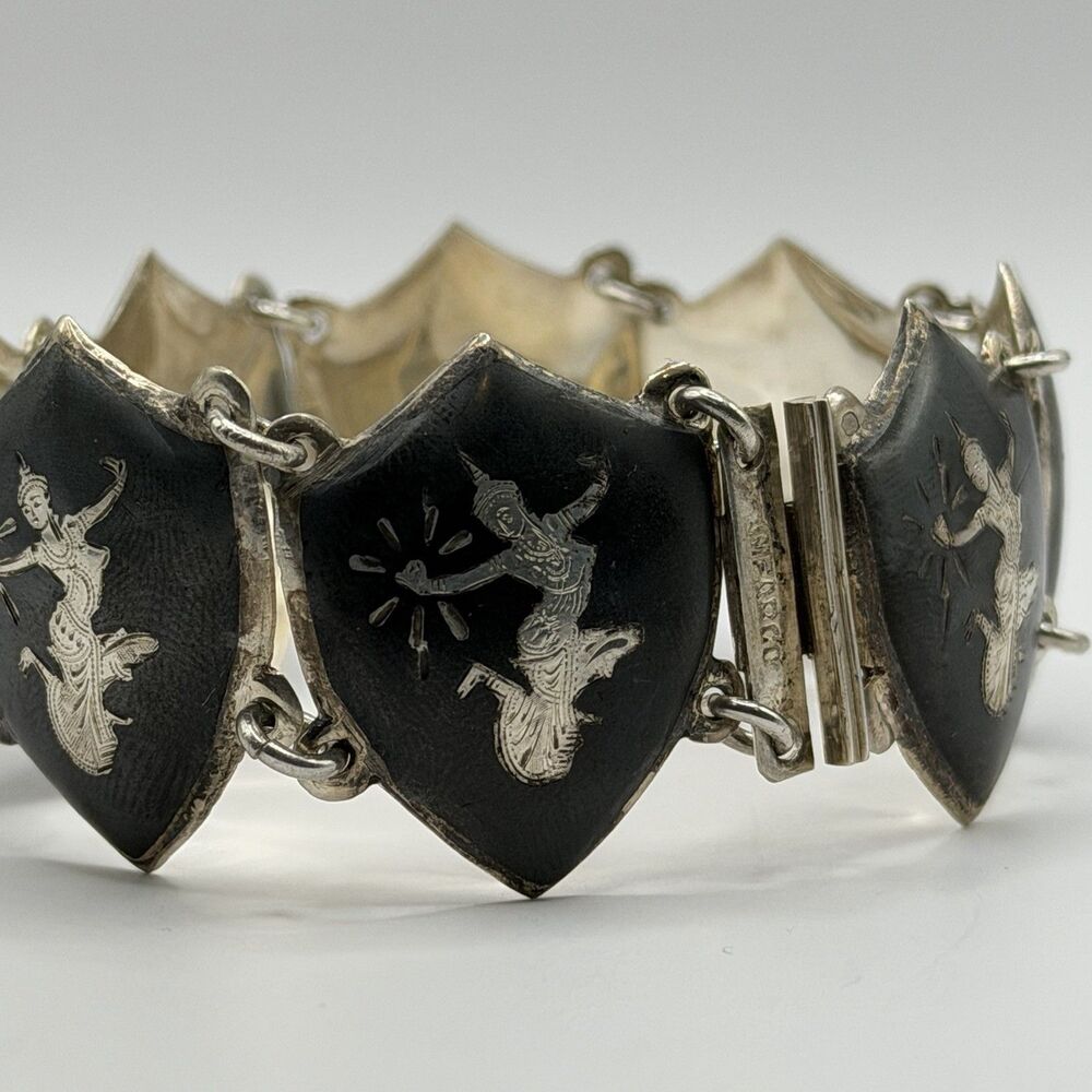 Vintage Siam Sterling Silver Shield Bracelet 7.5 Inch 925